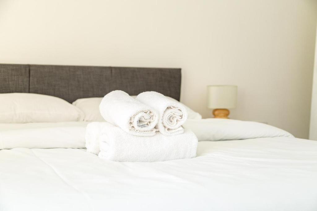 Serviced Apartment In Liverpool City Centre - Free Parking - Balcony - By Happy Days Esterno foto